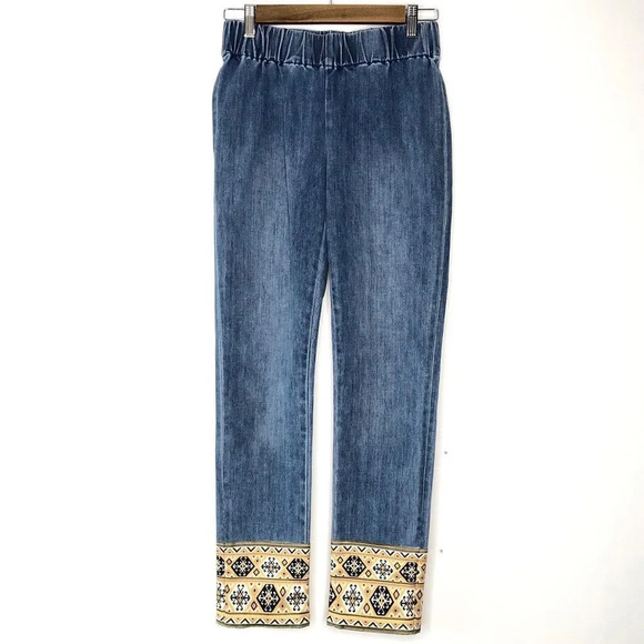 Soft Surroundings Elastic Waist Slip on Decorative Hem Jeans - Picture 10 of 10